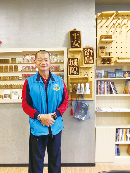 湖井頭的國家男子清苦從軍 盡心本份退而不休奉獻社會