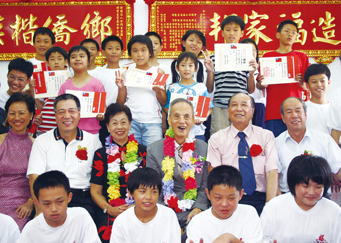 古寧頭增賢書室－李增紅爺爺與倪珠賢奶奶化大樹護金門學子