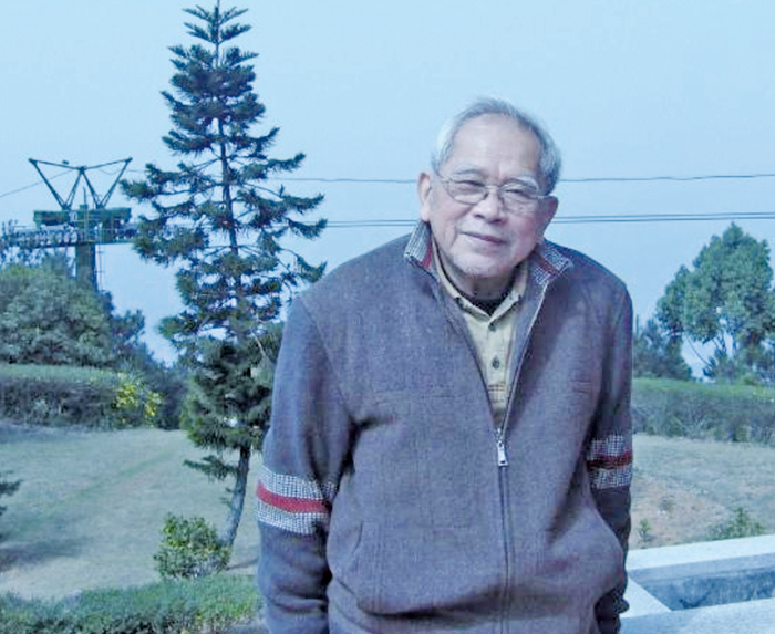 鄭晨鐘自學藝術獲世界金獎藝術家榮譽  精進國畫思金門